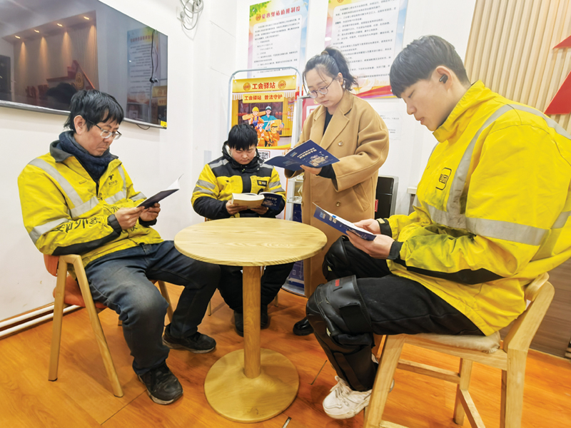 “共駐共建”奏響基層治理和諧樂(lè)章